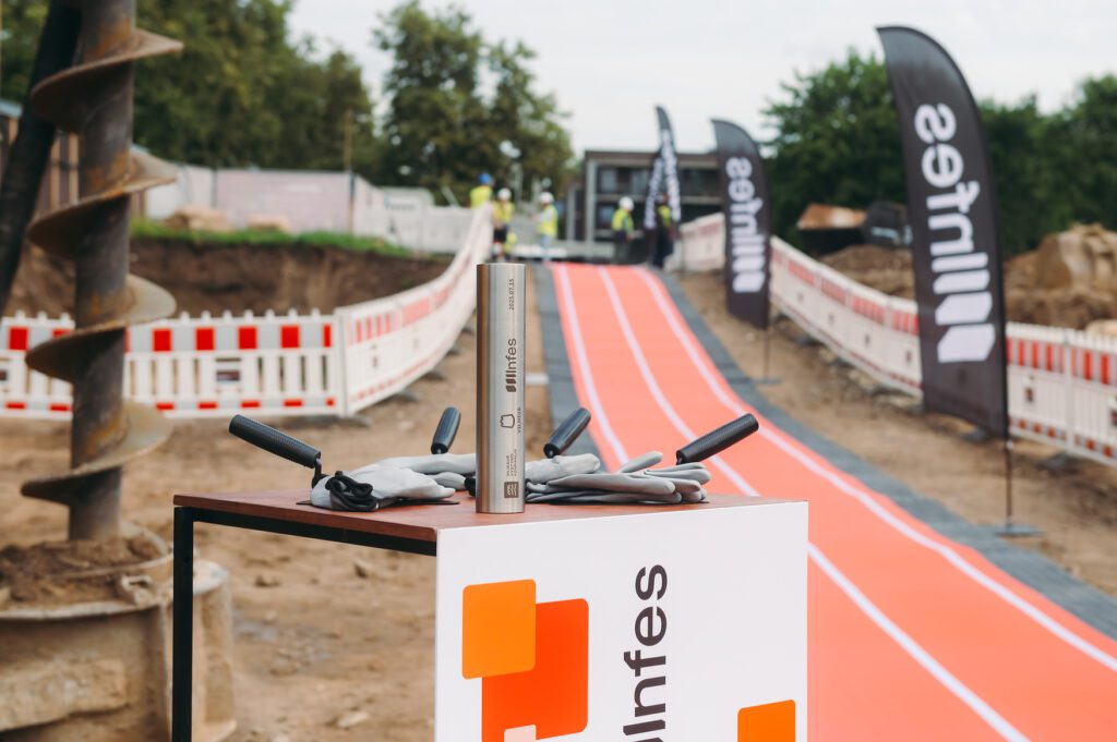 Lengvosios atletikos maniežo Vilniuje statybos darbai